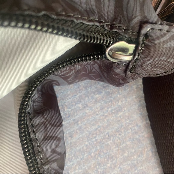 Sakroots Packable Duffle lightweight bag - Picture 8 of 8